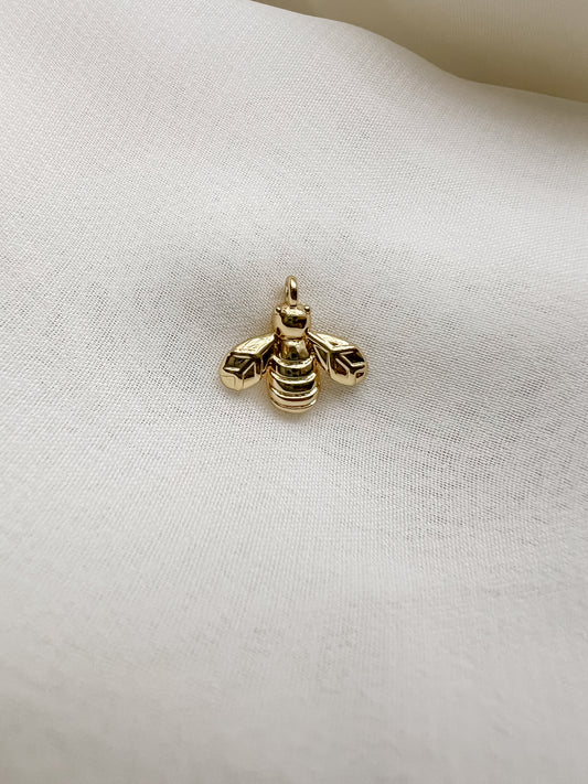 Chainbreaker Necklace Tiny Bee Charm