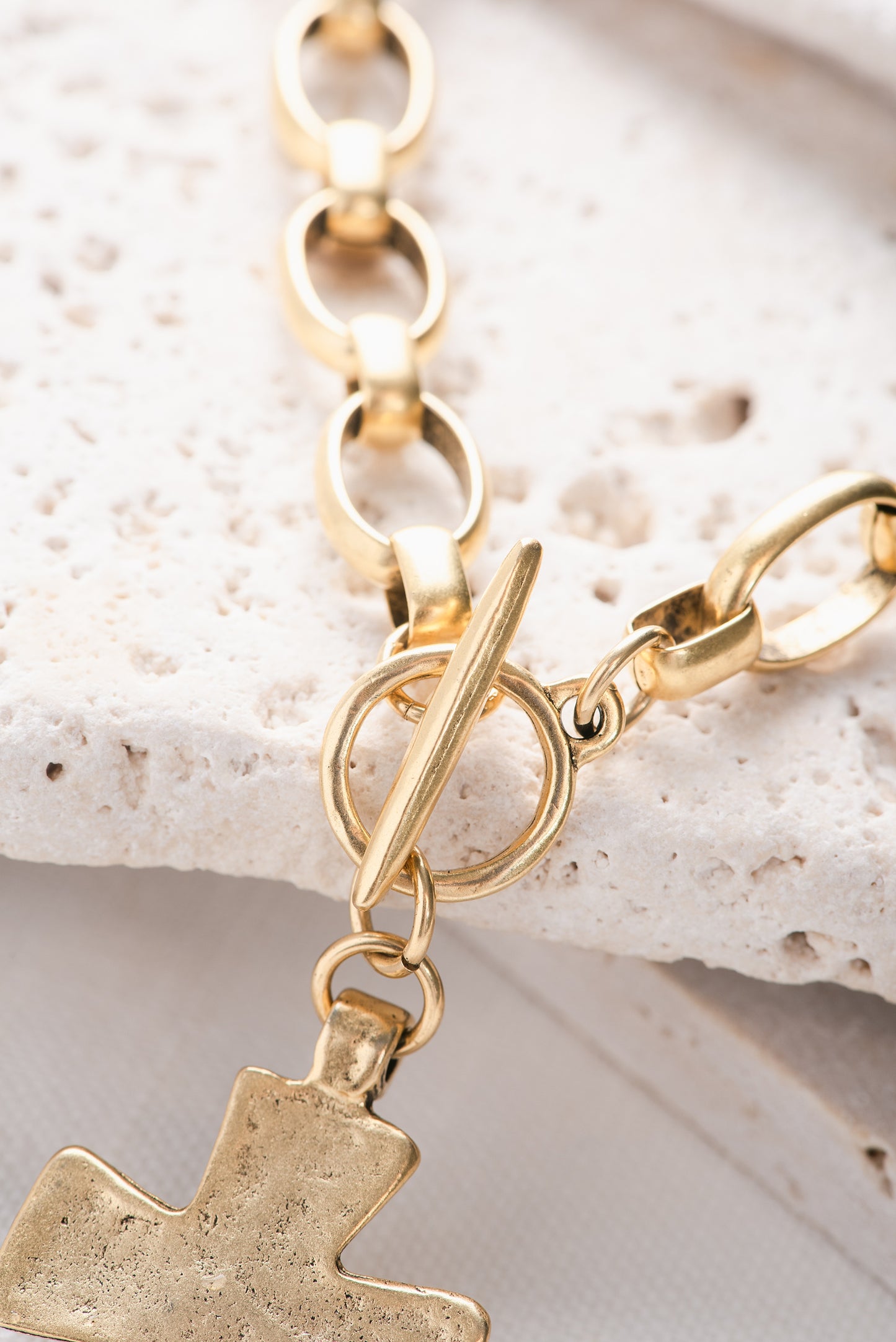 Deus Necklace