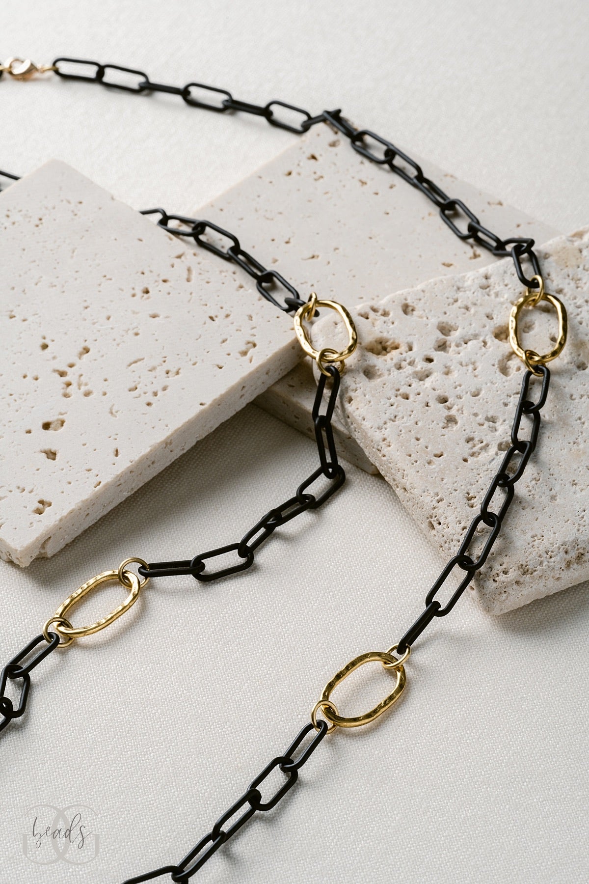 Nera Catena Necklace