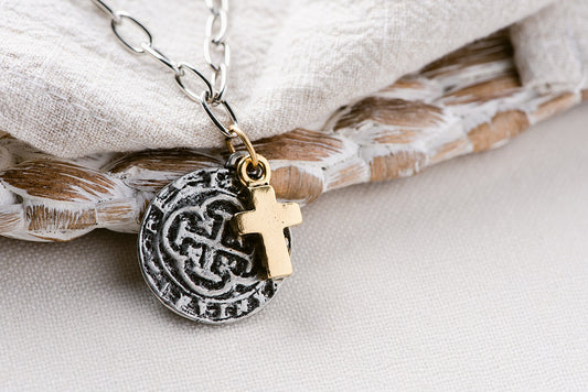 Cortes Necklace