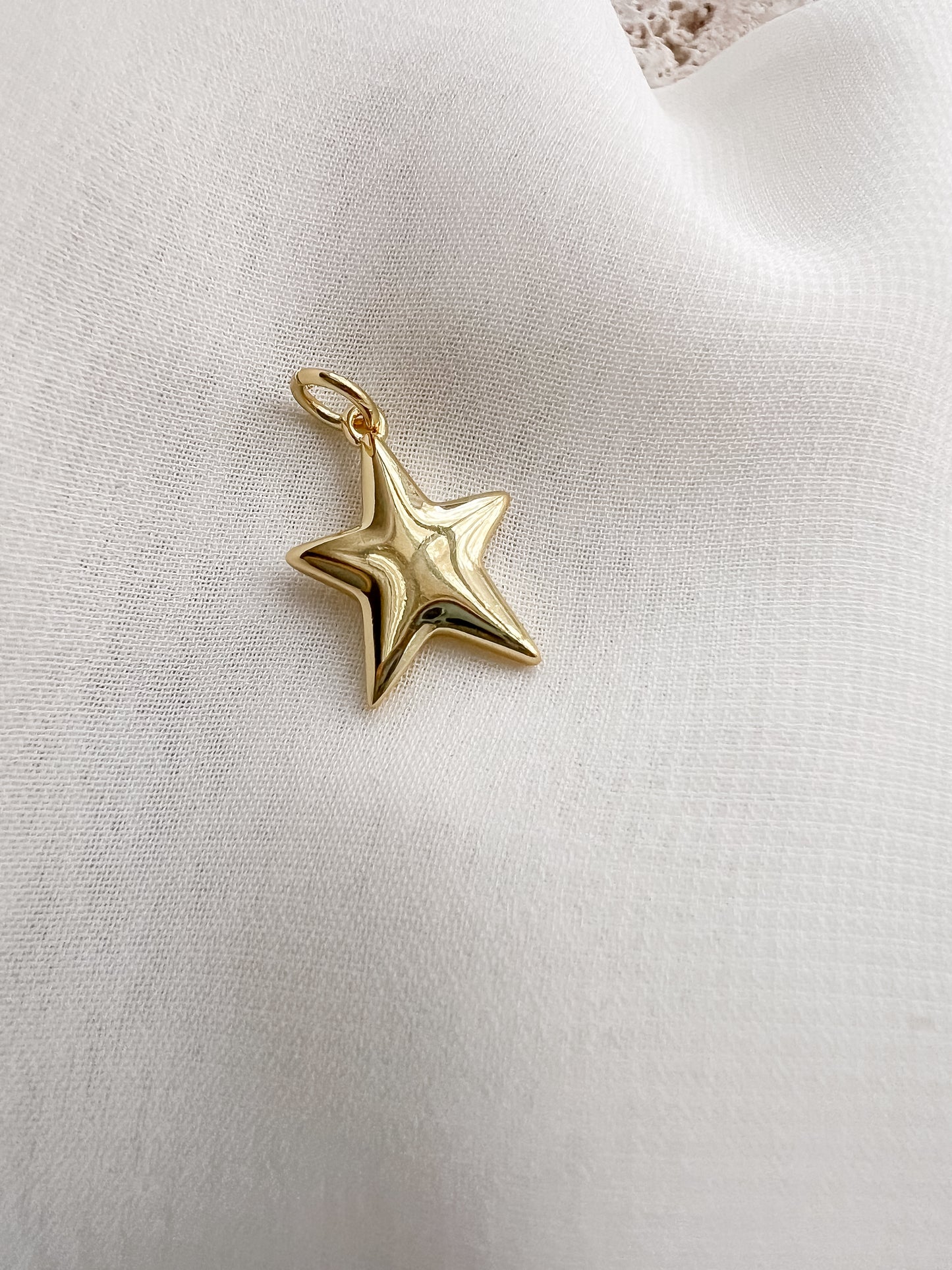 Chainbreaker Necklace Star Charm