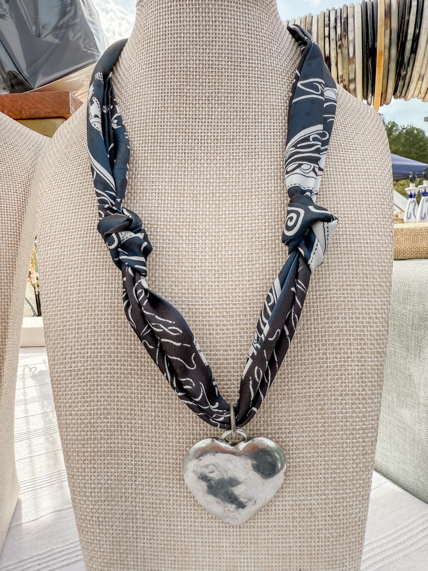 Scarf Necklaces(Black Hues)