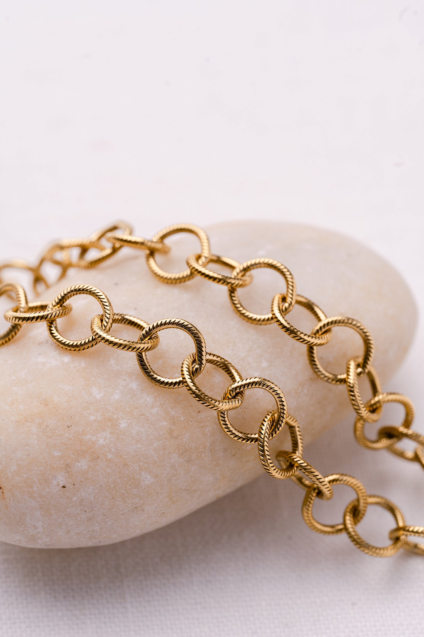 The Artisan Circle Necklace