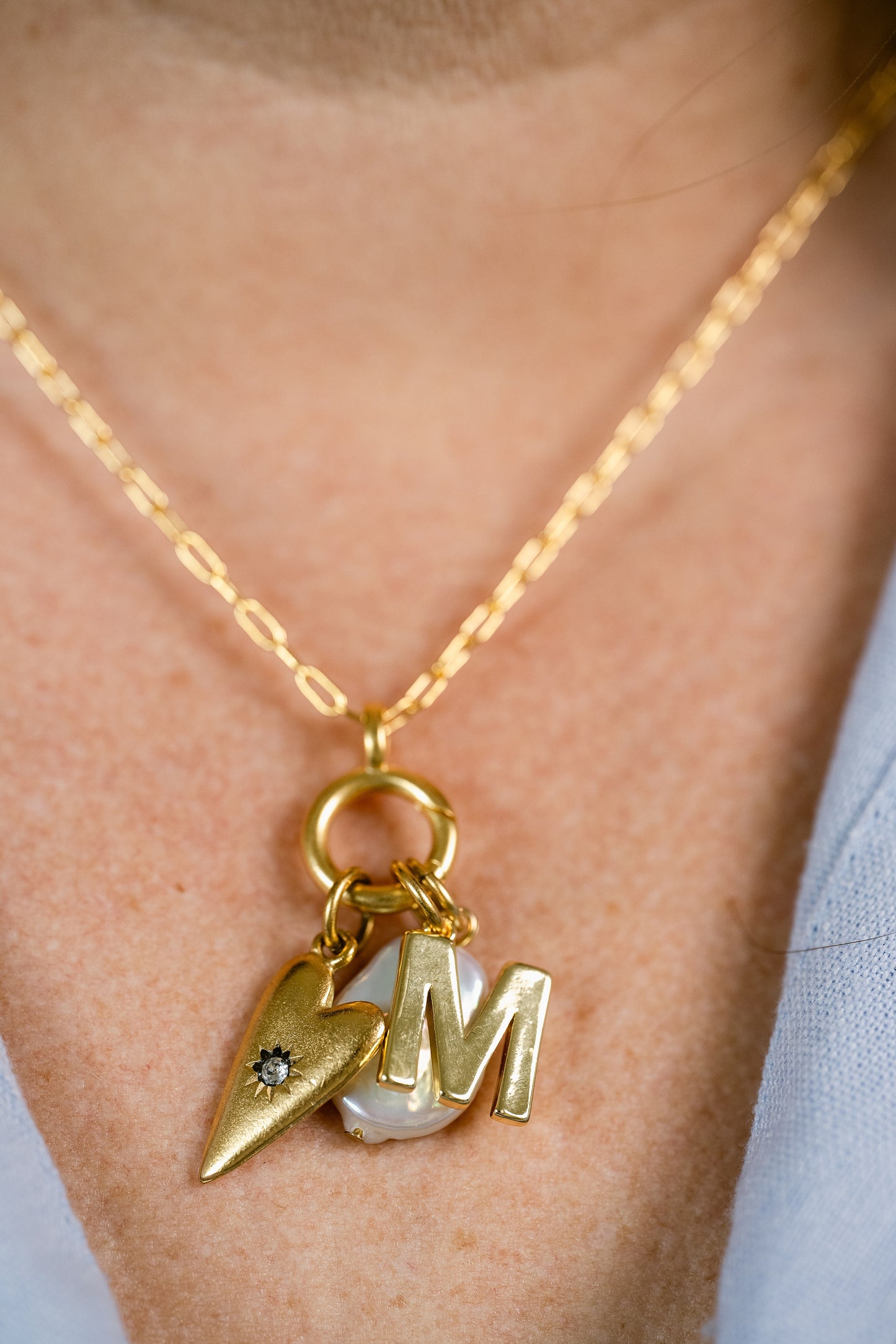 Classic Charm Holder with Bail