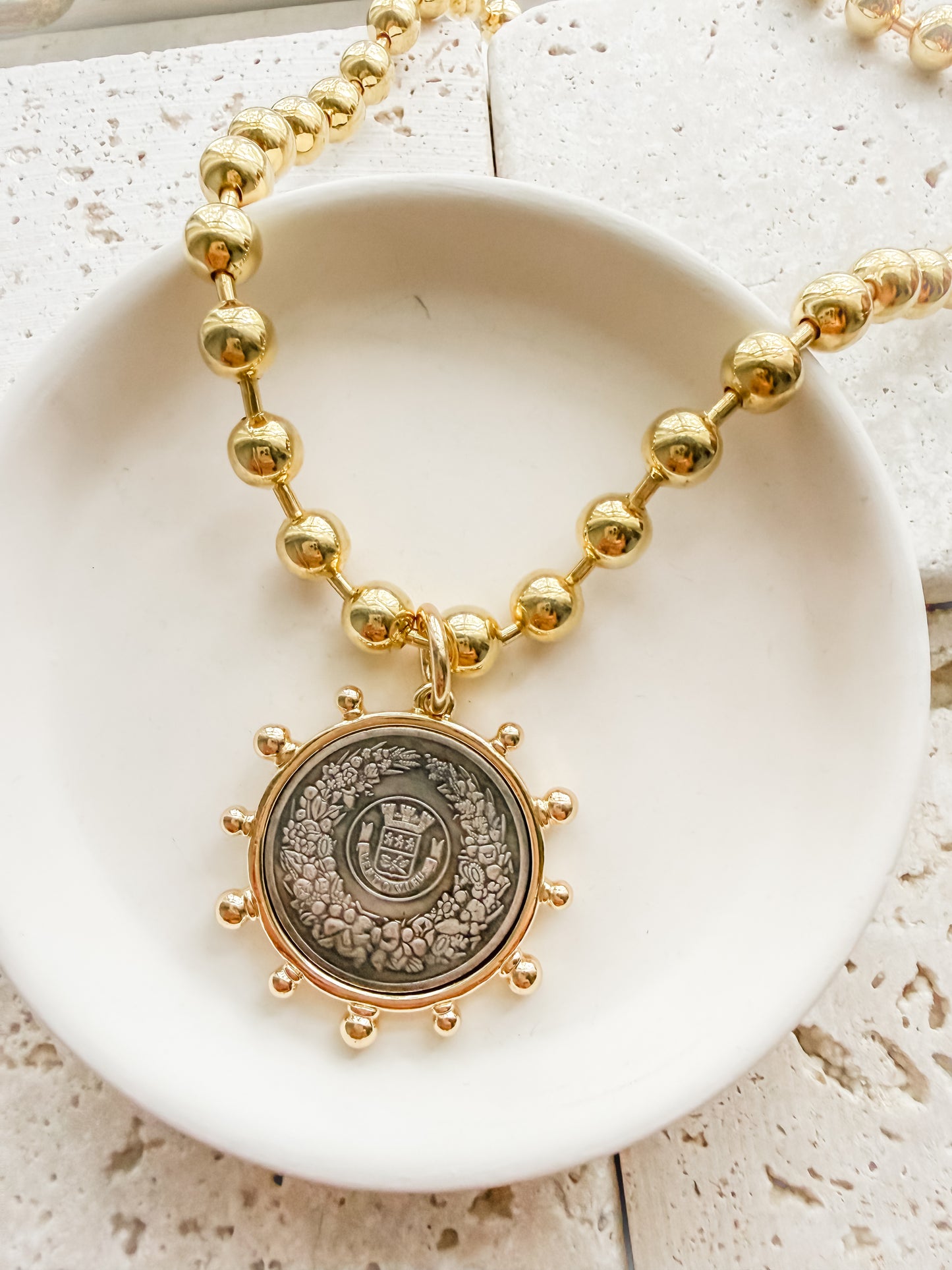 Bold Ball Chain Base Necklace