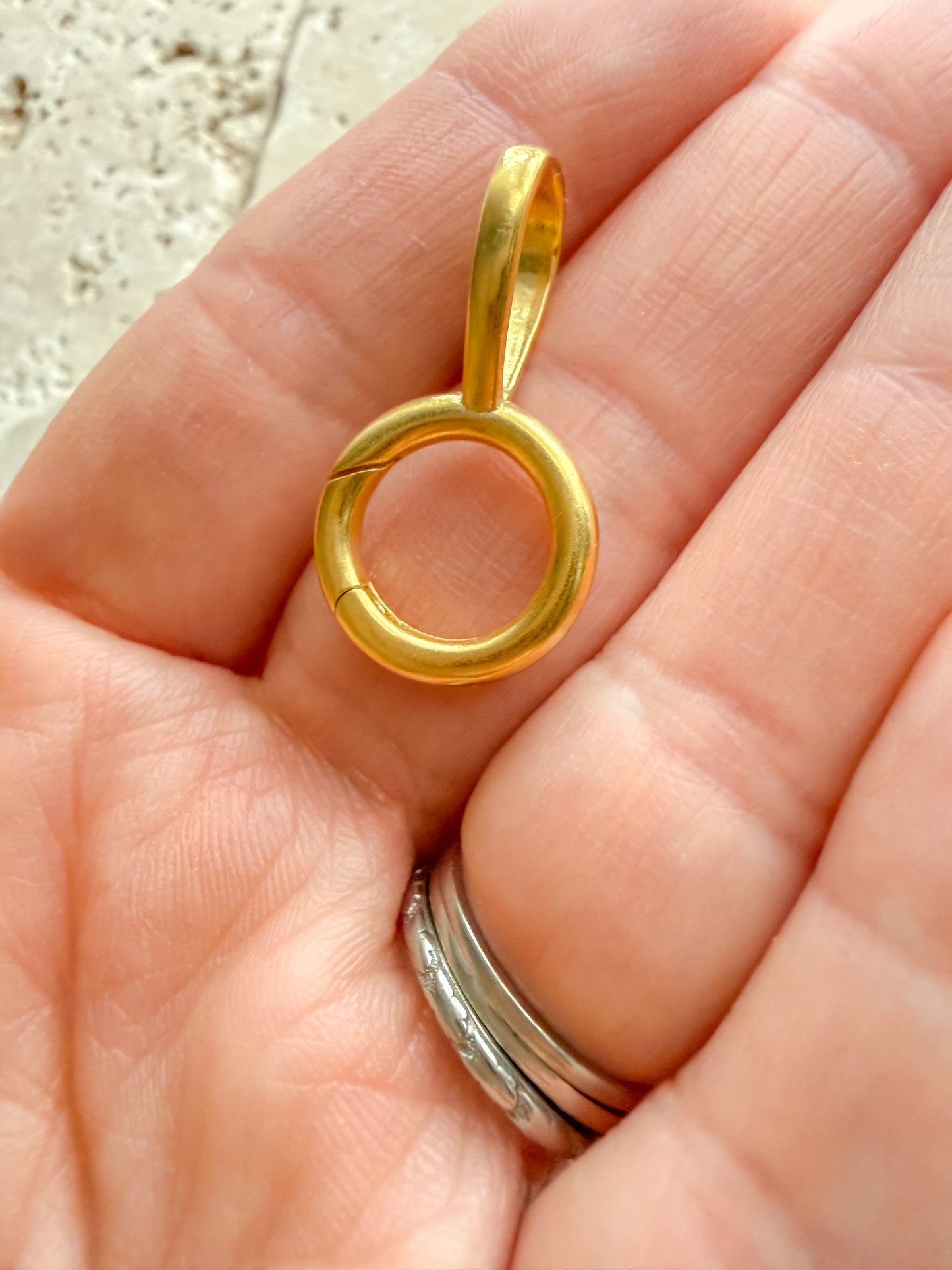 Classic Charm Holder with Large Bail